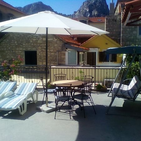 Apartment Romic Omiš Exteriér fotografie